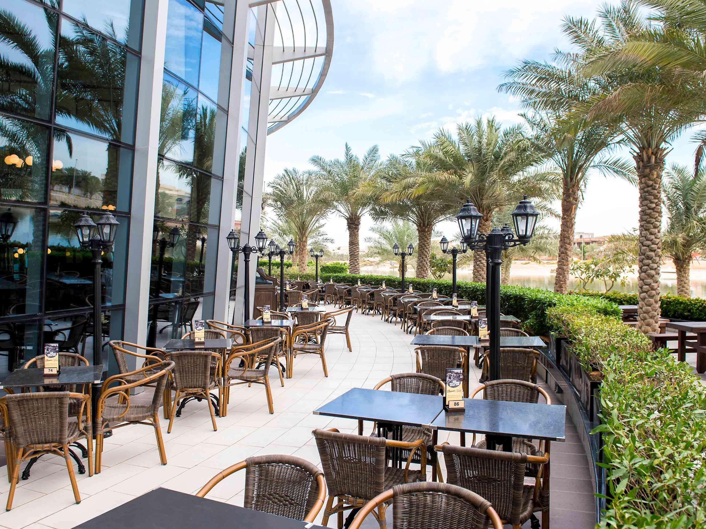 Novotel Abu Dhabi Gate Екстериор снимка