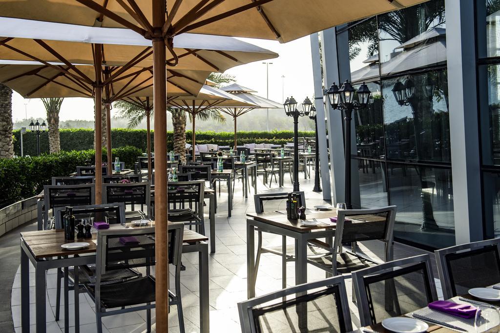 Novotel Abu Dhabi Gate Екстериор снимка