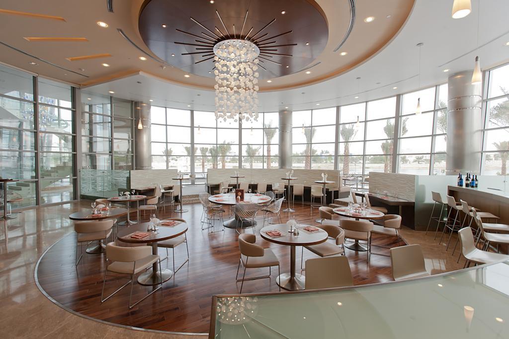 Novotel Abu Dhabi Gate Екстериор снимка