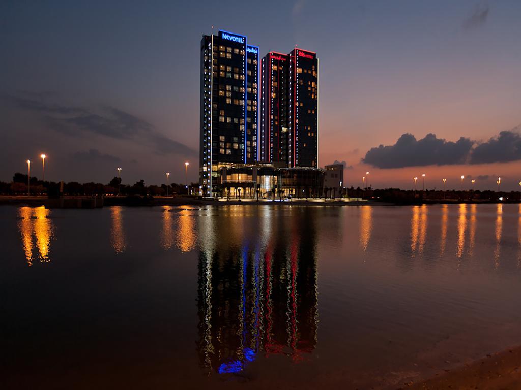 Novotel Abu Dhabi Gate Екстериор снимка